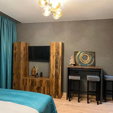 Apartments Lux In City Center Lviv Exterior photo
