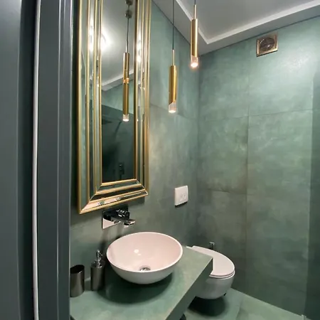 Apartments Lux In City Center Lviv Exterior photo