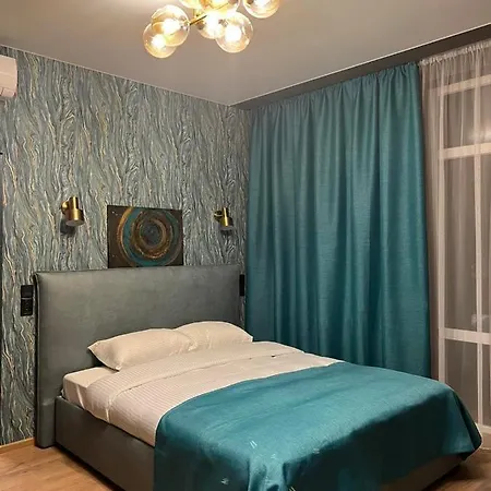 Apartments Lux In City Center Lviv Exterior photo