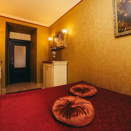 Apartments Lux In City Center Lviv Exterior photo