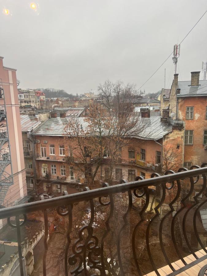 Apartment Lux In City Center Lviv