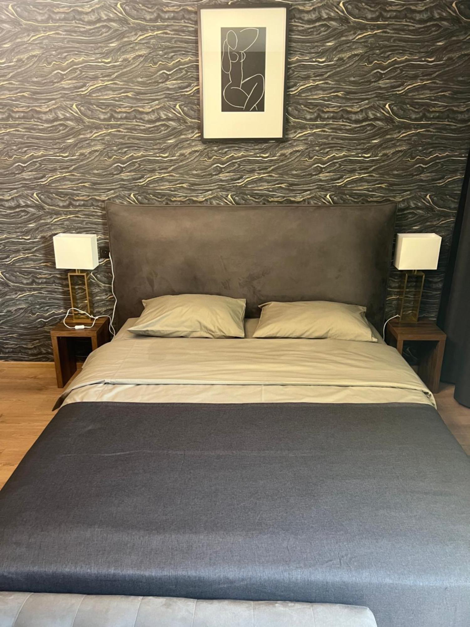 Apartment Lux In City Center *